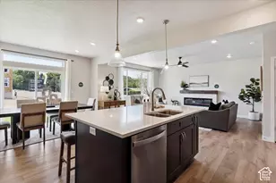 5209 S Paramount Dr W, Riverdale, UT 84405 - Photo 8
