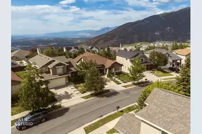 1887 E Oak Bend Dr, Draper, UT 84020 - Photo 42