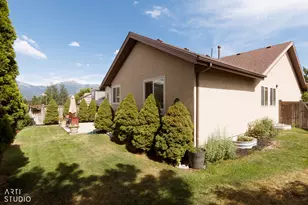 1887 E Oak Bend Dr, Draper, UT 84020 - Photo 38