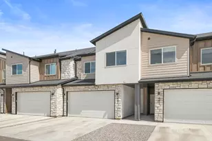 447 W 25 N, Providence, UT 84332 - Photo 2