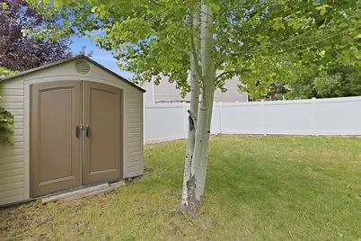 8784 S Pebblecreek Rd, West Jordan, UT 84081 - Photo 40