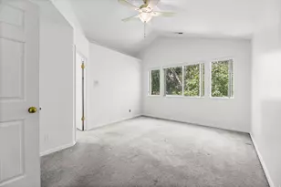 8784 S Pebblecreek Rd, West Jordan, UT 84081 - Photo 16