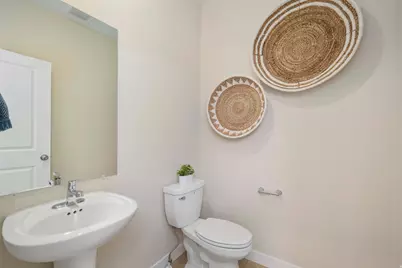 1539 S 920 W #128, Clearfield, UT 84015 - Photo 8