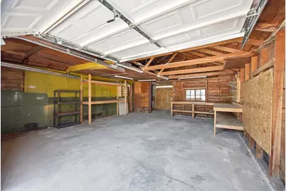 2093 E 6600 S, Uintah, UT 84405 - Photo 4