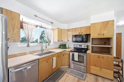 2093 E 6600 S, Uintah, UT 84405 - Photo 14