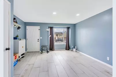 7948 S Shayla Dr, West Jordan, UT 84088 - Photo 4