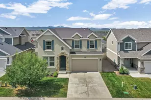 892 S Honeysuckle Way, Fruit Heights, UT 84037 - Photo 2
