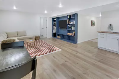 892 S Honeysuckle Way, Fruit Heights, UT 84037 - Photo 22