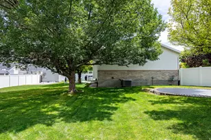 5076 W 7660 S, West Jordan, UT 84081 - Photo 46