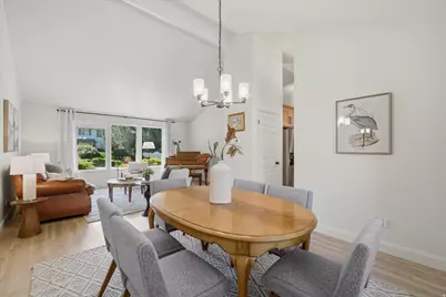 742 Sheringham Ct, Farmington, UT 84025 - Photo 8