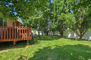 742 Sheringham Ct, Farmington, UT 84025 - Photo 38
