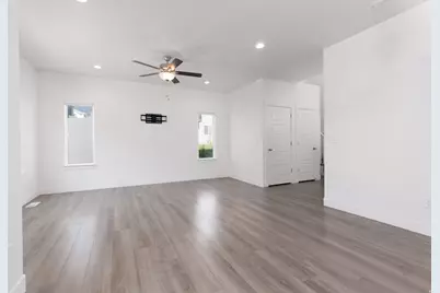 7247 N Green Pasture Ln, Eagle Mountain, UT 84005 - Photo 8