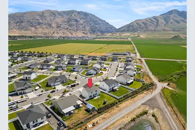 702 E 675 S, Hyrum, UT 84319 - Photo 30