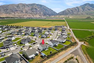 702 E 675 S, Hyrum, UT 84319 - Photo 30