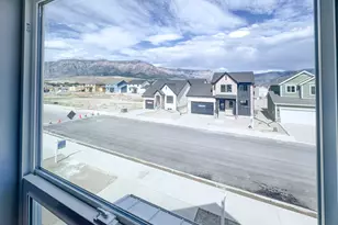 2945 N Devon Dr, Ogden, UT 84404 - Photo 36