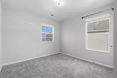 3918 E Parkers Pl, Eagle Mountain, UT 84005 - Photo 28