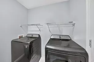 3918 E Parkers Pl, Eagle Mountain, UT 84005 - Photo 16