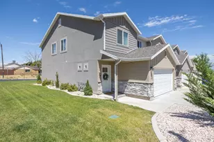 4991 S 475 W, Washington Terrace, UT 84405 - Photo 4