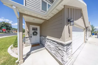 4991 S 475 W, Washington Terrace, UT 84405 - Photo 4