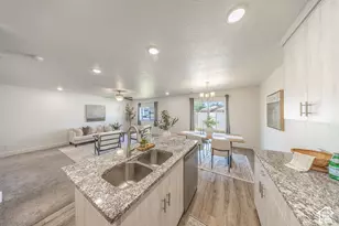4991 S 475 W, Washington Terrace, UT 84405 - Photo 20