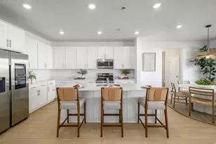 1851 W Golden Magic Ln, Saratoga Springs, UT 84045 - Photo 4