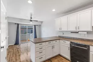 563 W Goldenrod Way, Saratoga Springs, UT 84045 - Photo 4
