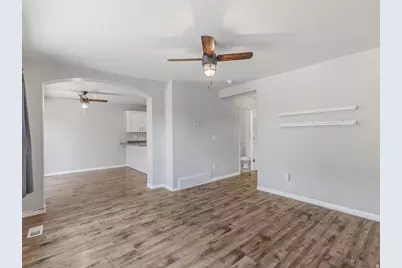 563 W Goldenrod Way, Saratoga Springs, UT 84045 - Photo 6