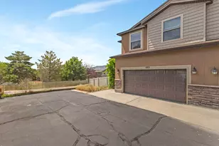 563 W Goldenrod Way, Saratoga Springs, UT 84045 - Photo 2
