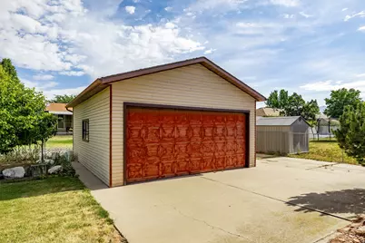 1182 W 150 S, Clearfield, UT 84015 - Photo 4