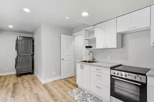 9498 N Canyon Heights Dr, Cedar Hills, UT 84062 - Photo 16