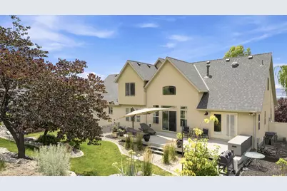 9498 N Canyon Heights Dr, Cedar Hills, UT 84062 - Photo 36