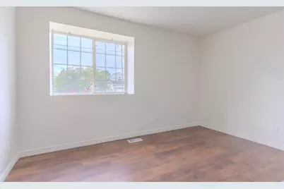 2072 W 3800 S, West Valley, UT 84119 - Photo 12