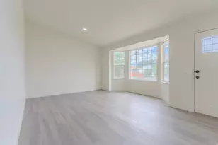 2072 W 3800 S, West Valley, UT 84119 - Photo 4