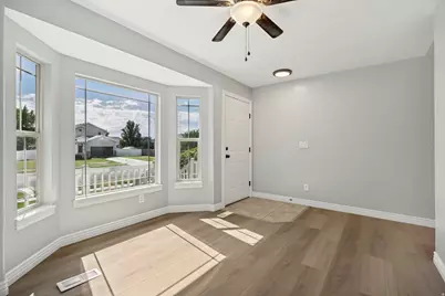 1276 S 4000 W, Syracuse, UT 84075 - Photo 4