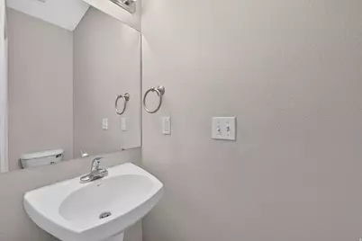 10828 S Wynview Ln, South Jordan, UT 84095 - Photo 6