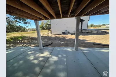 1029 N 2900 E, Layton, UT 84040 - Photo 24