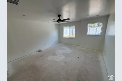 1029 N 2900 E, Layton, UT 84040 - Photo 16