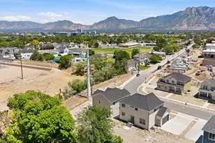 5762 S Tripp Ln W, Murray, UT 84107 - Photo 38