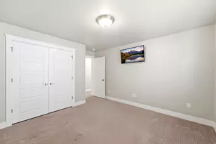 1917 N Farmington Hollow Cir, Farmington, UT 84025 - Photo 18