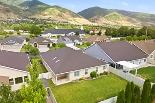 1917 N Farmington Hollow Cir, Farmington, UT 84025 - Photo 28
