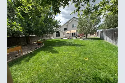 11133 S Crescent Vista Ln Ln, Sandy, UT 84070 - Photo 4
