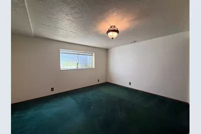 11031 S Old England Rd, Sandy, UT 84092 - Photo 34