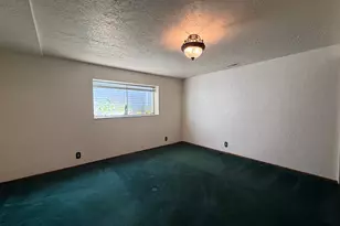 11031 S Old England Rd, Sandy, UT 84092 - Photo 34
