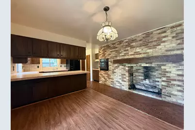 11031 S Old England Rd, Sandy, UT 84092 - Photo 14