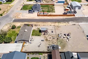 4296 N Maple Circle, Enoch, UT 84721 - Photo 40