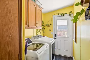 4296 N Maple Circle, Enoch, UT 84721 - Photo 14