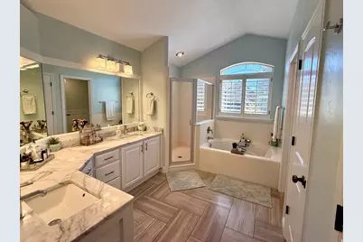 2187 E Eagle Crest Dr, Draper (UT Cnty), UT 84020 - Photo 8