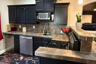 2187 E Eagle Crest Dr, Draper (UT Cnty), UT 84020 - Photo 42