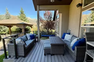 2187 E Eagle Crest Dr, Draper (UT Cnty), UT 84020 - Photo 56