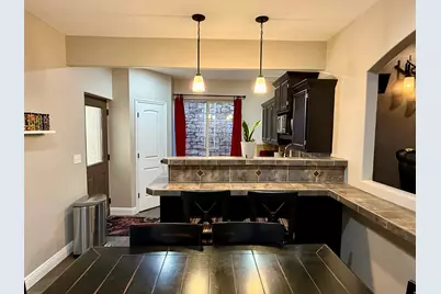 2187 E Eagle Crest Dr, Draper (UT Cnty), UT 84020 - Photo 44
